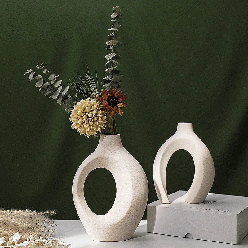 ,  Hollow Cuddled Ceramic Vase, 2 for Modern Home Decoration, Boho Donut Vase, Black and White Minimalist Decorative Flowerpot